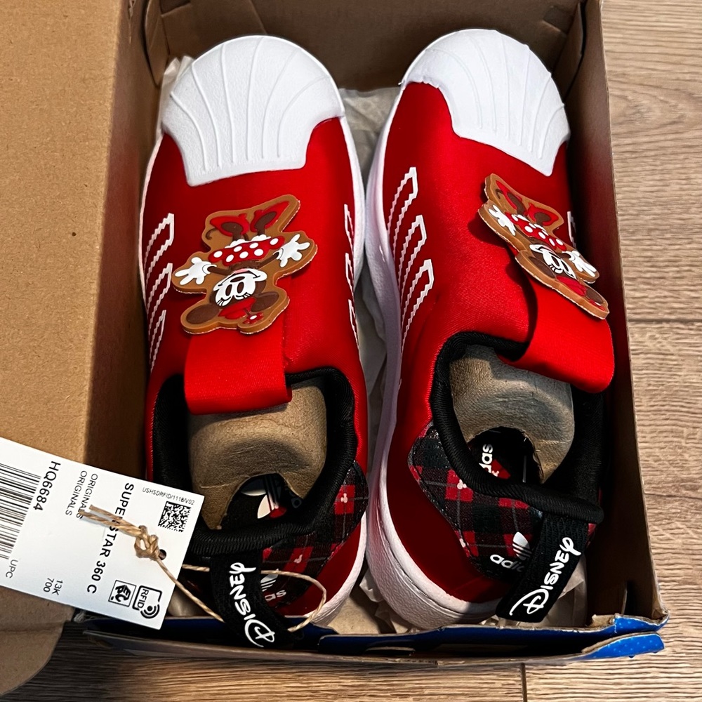 Adidas Superstar 360 Mini Mouse shoes New condition with tags and box